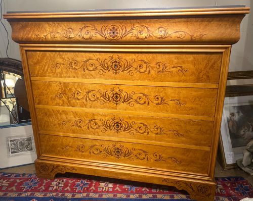 Birdseye Maple Inlaid Commode