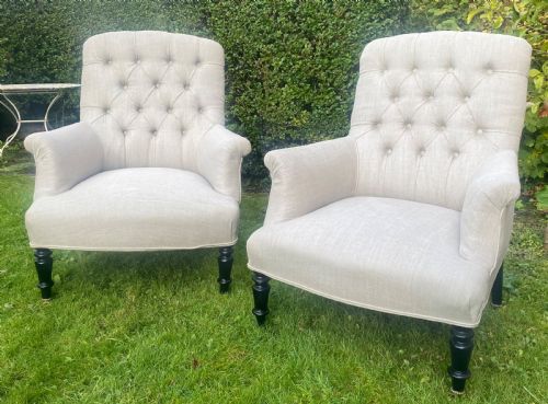 Fine Quality Pair of Button Back Armchairs