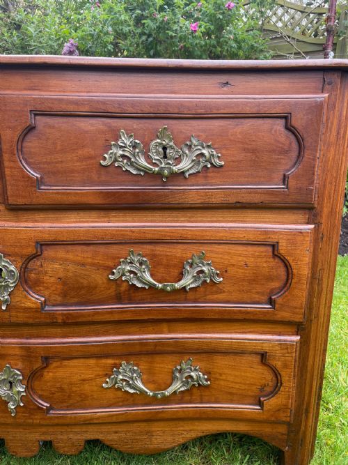 18TH C PROVENCAL CHERRYWOOD COMMODE - ADDITIONAL PHOTO 3