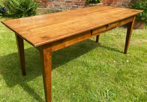 Farmhouse Table in Cherrywood
