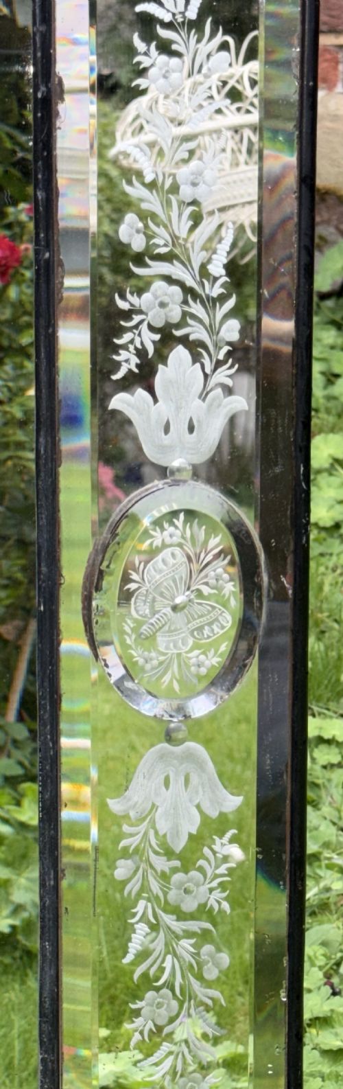 LARGE VENETIAN ENGRAVED CUSHION MIRROR - ADDITIONAL PHOTO 5