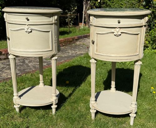 PAIR OF PAINTED BEDSIDE TABLES - ADDITIONAL PHOTO 5
