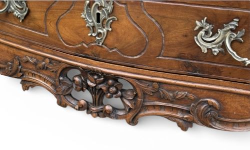 18TH CENTURY COUNTRY COMMODE IN WALNUT - ADDITIONAL PHOTO 1
