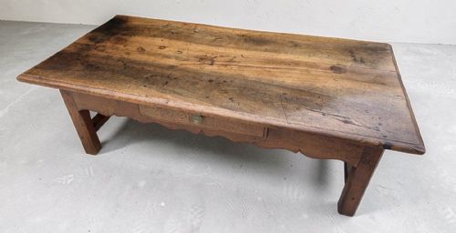 VERY LARGE 18TH CENTURY COFFEE TABLE IN WALNUT - ADDITIONAL PHOTO 5