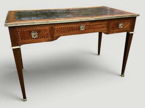 18TH CENTURY WRITING TABLE OR BUREAU PLAT