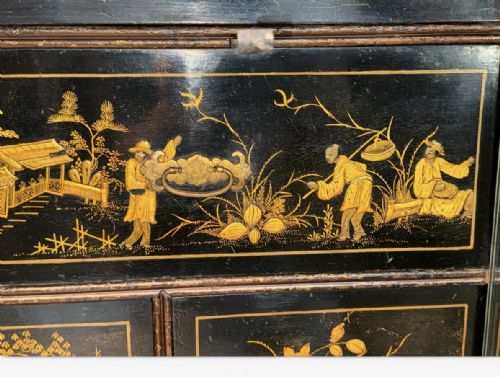 18TH CENTURY LACQUERED CABINET ON STAND - ADDITIONAL PHOTO 1