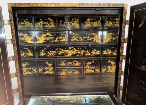 18TH CENTURY LACQUERED CABINET ON STAND - ADDITIONAL PHOTO 7