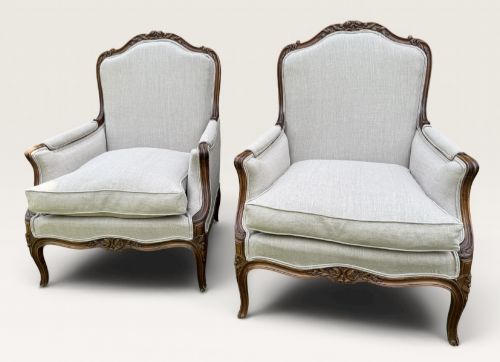 PAIR OF LARGE BERGERE ARMCHAIRS NEWLY UPHOLSTERED - ADDITIONAL PHOTO 5