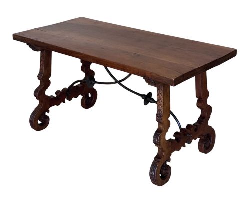 19TH C SPANISH WALNUT DINING TABLE