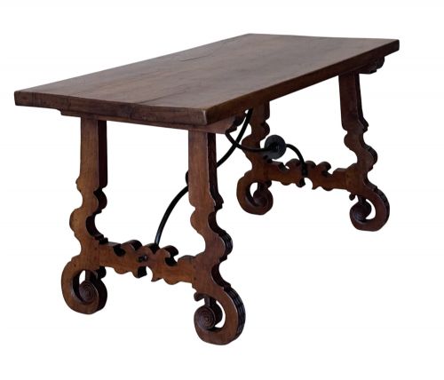 19TH C SPANISH WALNUT DINING TABLE - ADDITIONAL PHOTO 1