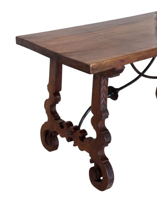 19TH C SPANISH WALNUT DINING TABLE - ADDITIONAL PHOTO 4