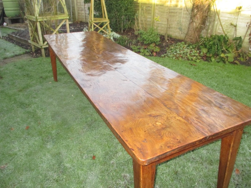 Farmhouse table