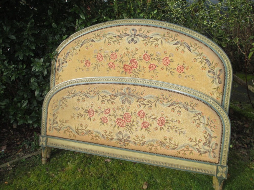 kingsize bed