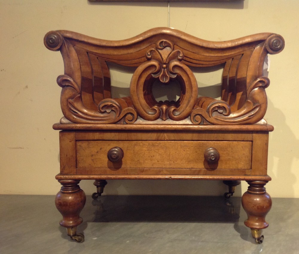 victorIan Walnut Canterbury