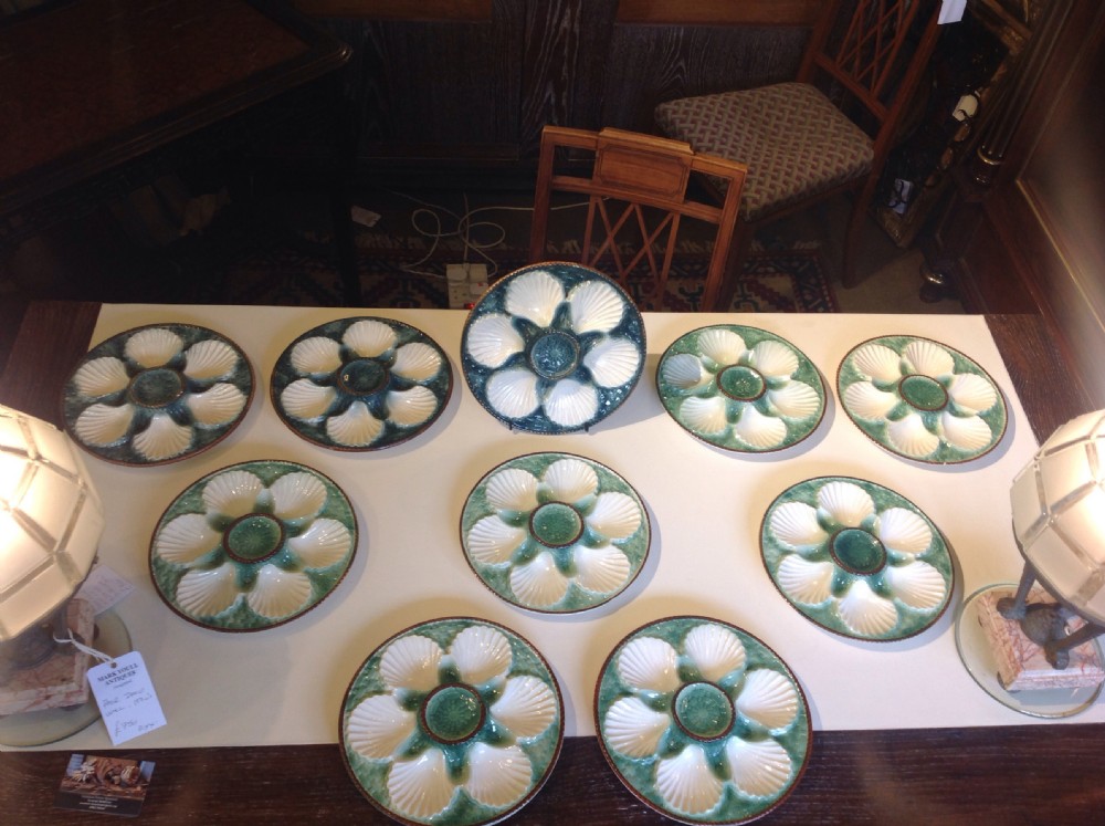 Set of 10 Green Oyster plates