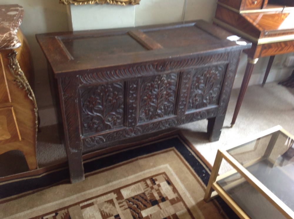 Oak coffer
