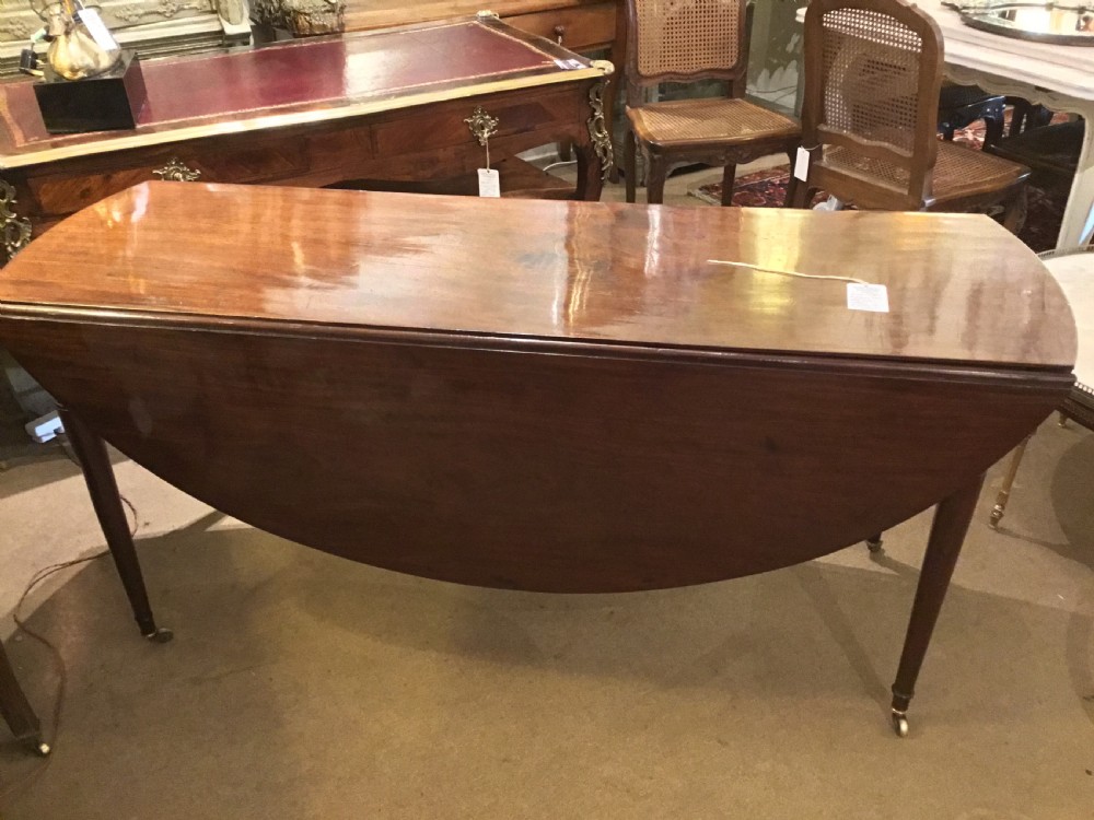 Large 18th Century Oval Table View V