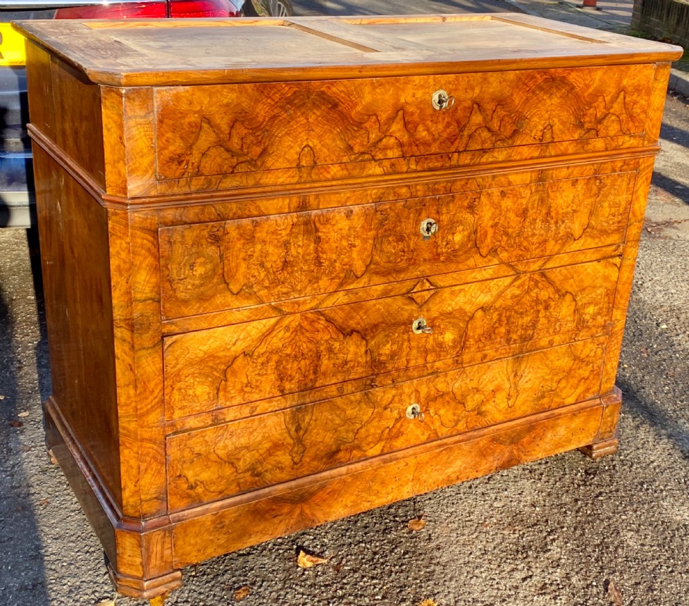 Burr walnut commode  View VI