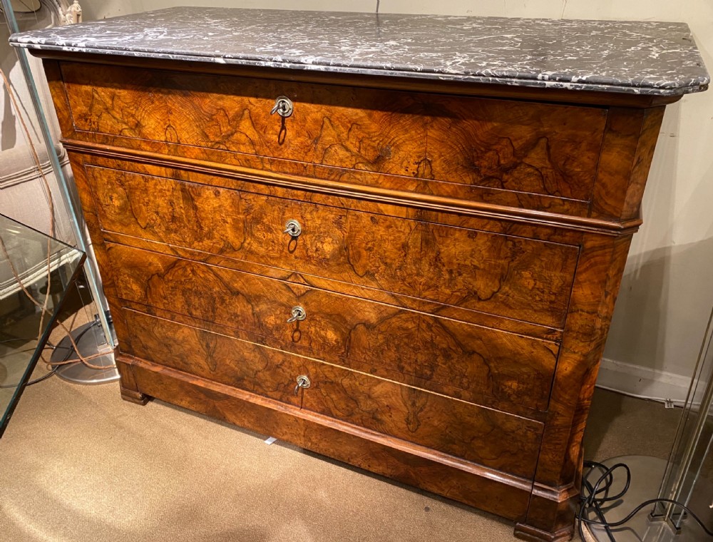 Burr walnut commode  View IX