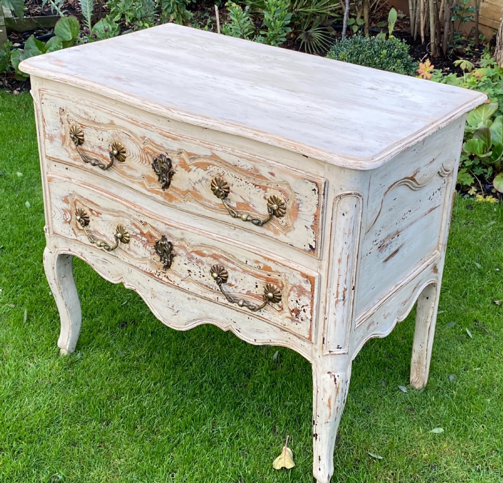 18th Century Louis XV commode  View IV