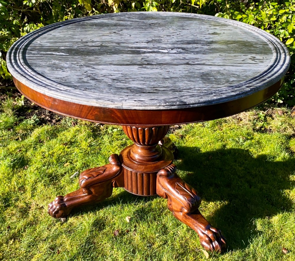 Flame mahogany Gueridon or centre table 