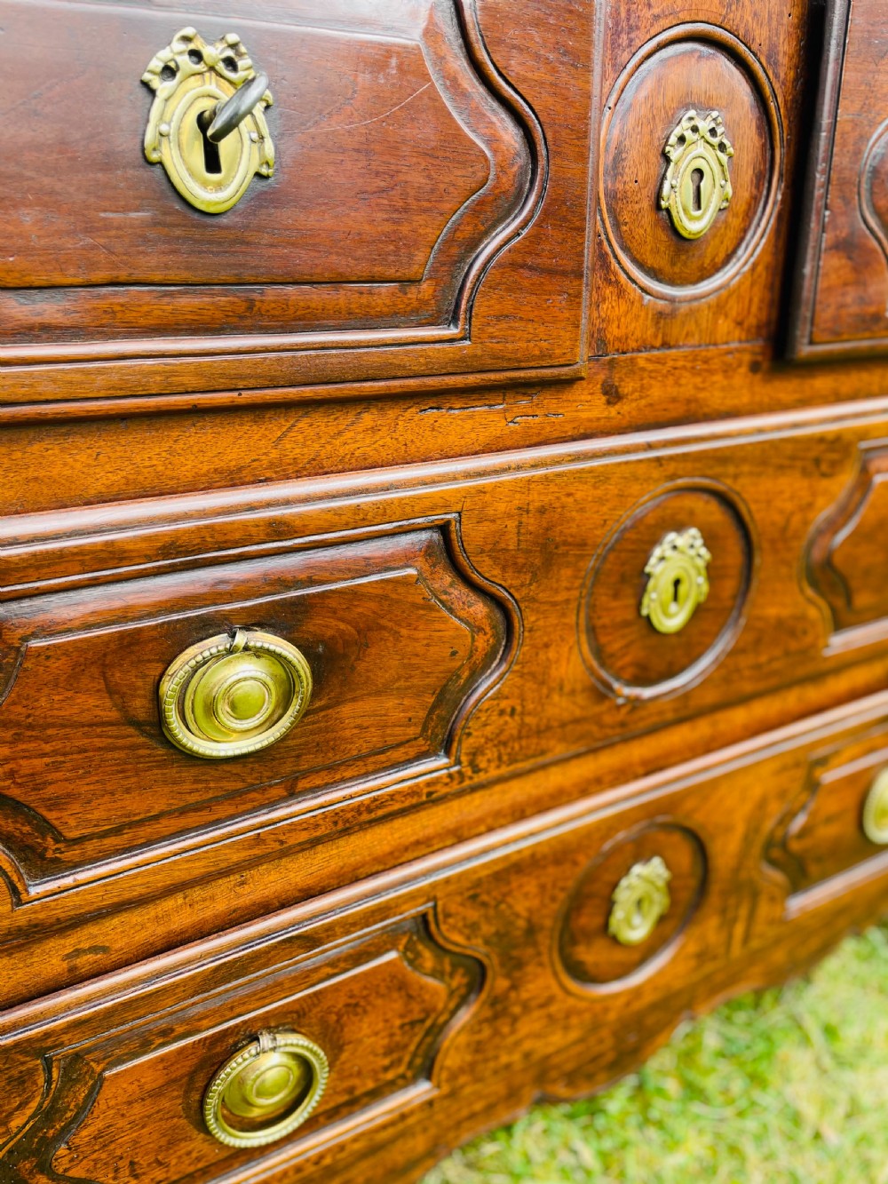 Louis xv walnut commode  View IV