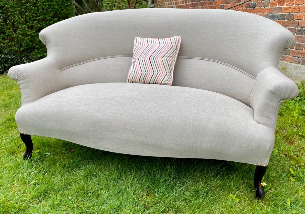 French sofa in linen 