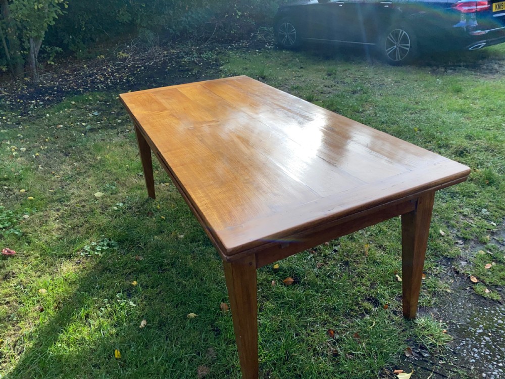 Large extending country table  View VI
