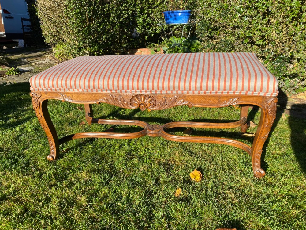 Carved walnut stool View IV