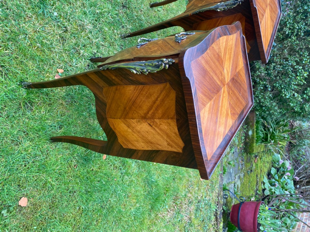 Pair of inlaid bedside tables  View IV