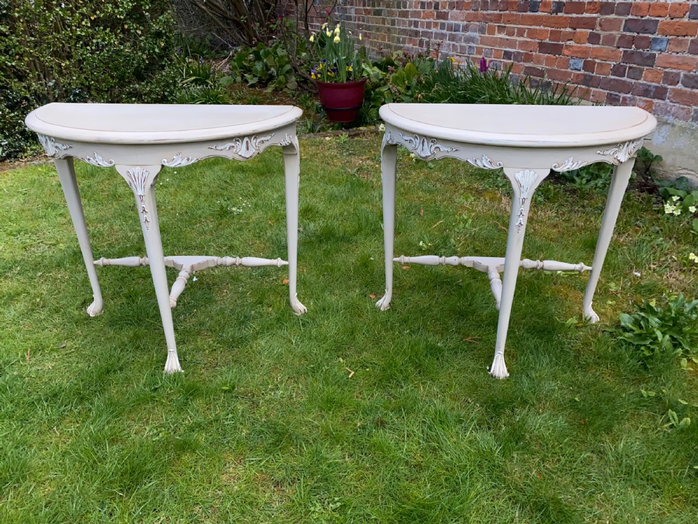 Pair of painted console tables  View IV