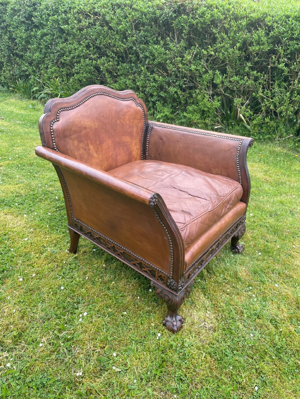 Leather armchair club chair 