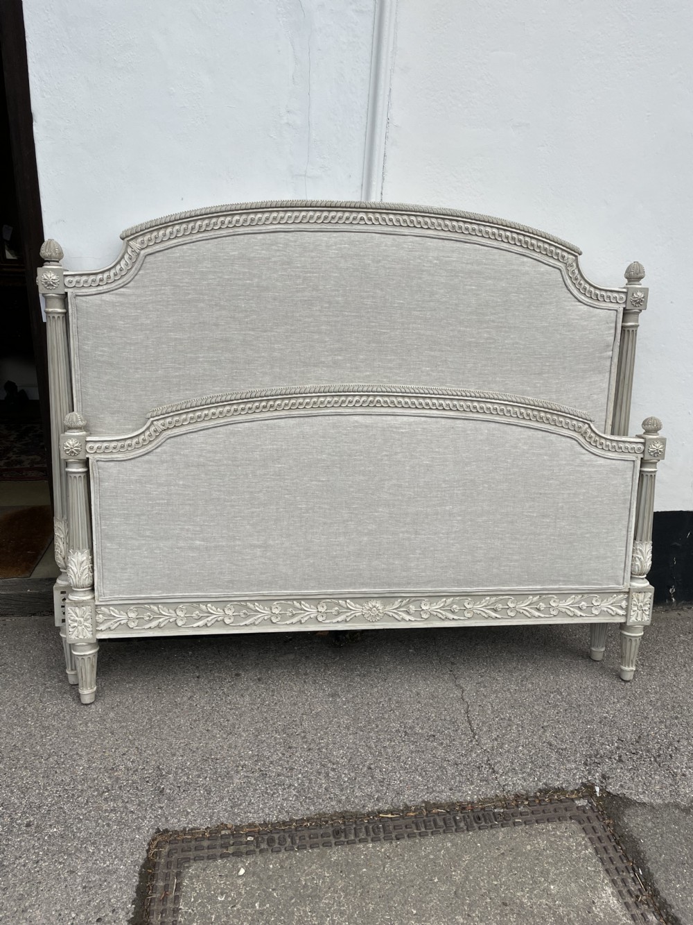 Kingsize french bed 