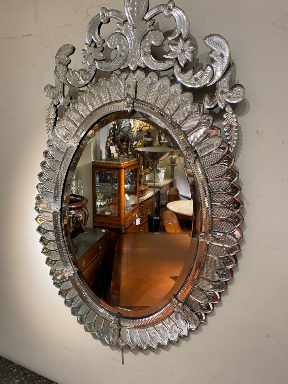 Oval Venetian mirror 