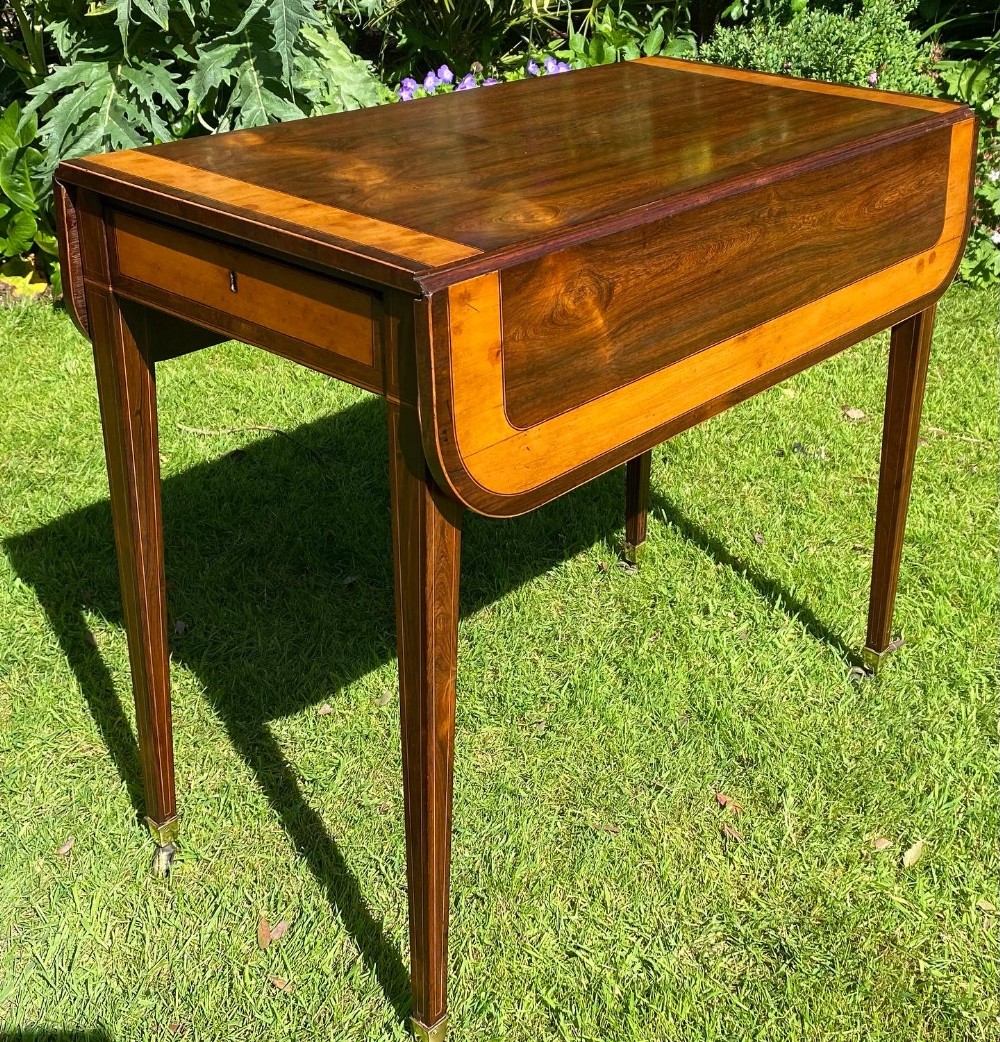 18th Century Rosewood and Boxwood Pembroke Table