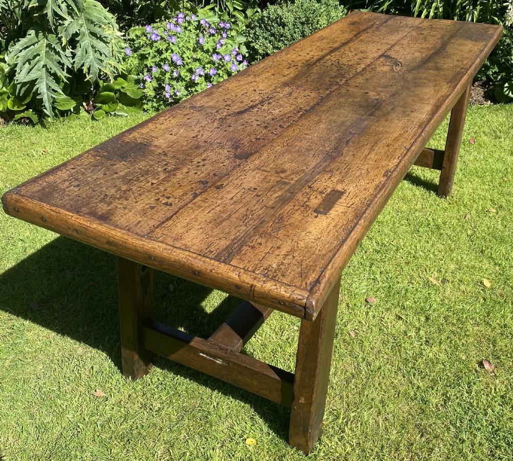 French farmhouse table 