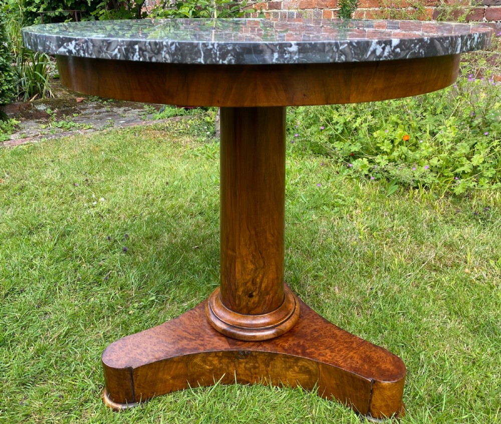 Amboyna and walnut occasional table or Gueridon 
