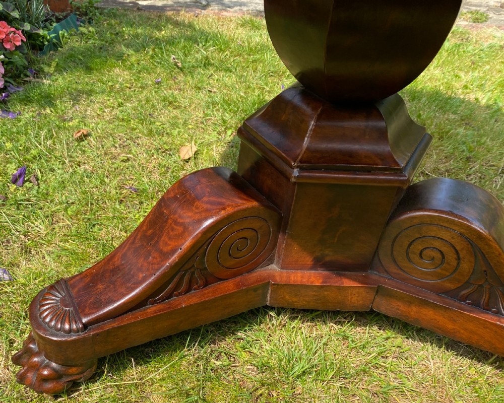 French flame mahogany Gueridon or centre table  View III