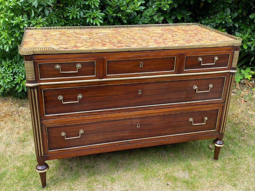 18th Century brass inlaid commode in mahogany 