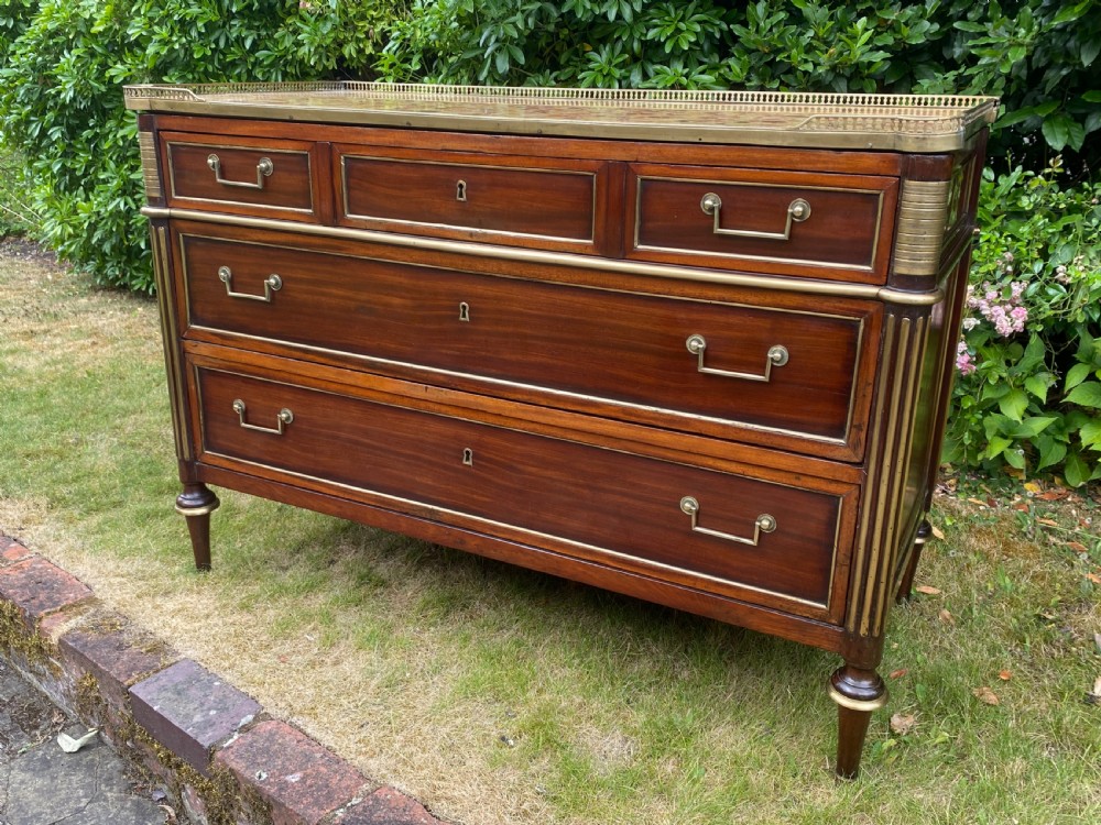 18th Century brass inlaid commode in mahogany  View VII