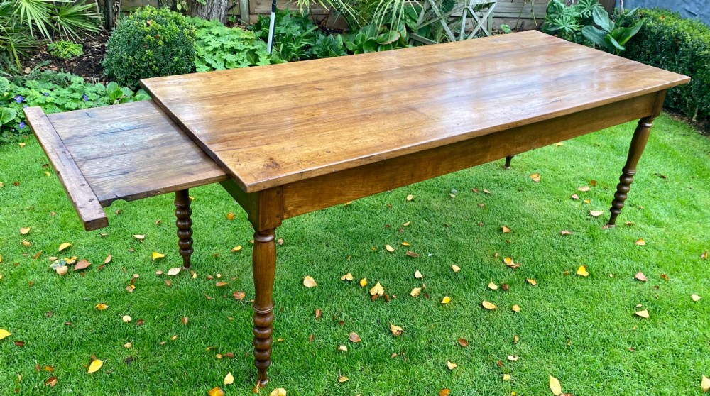 French farmhouse table  View IV