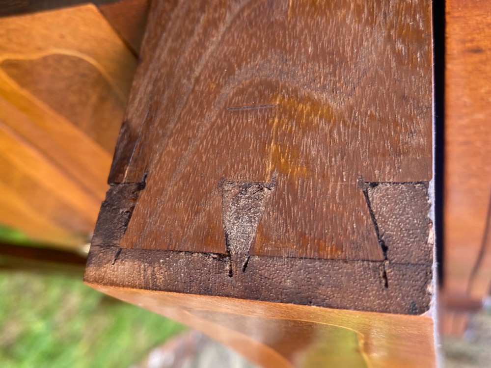 Pair of inlaid bedside tables  View VI