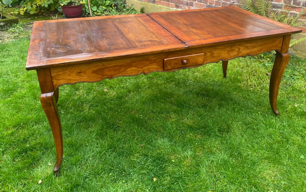 18 th Century farmhouse table in cherrywood  View VI