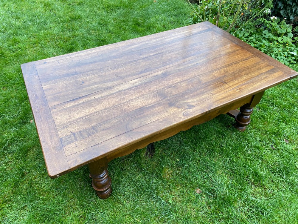Early 19th Century Alsace coffee table in walnut  View VI
