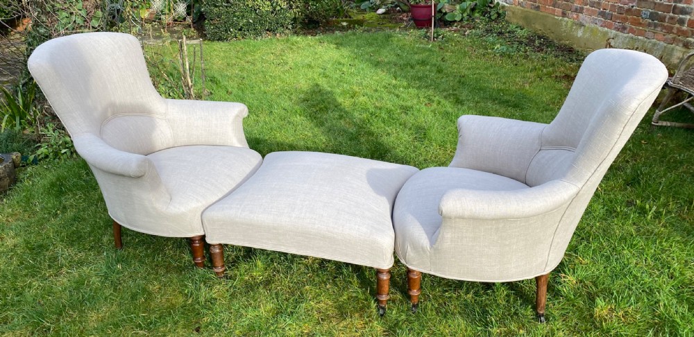 Duchesse brisee  or pair of chairs and stool