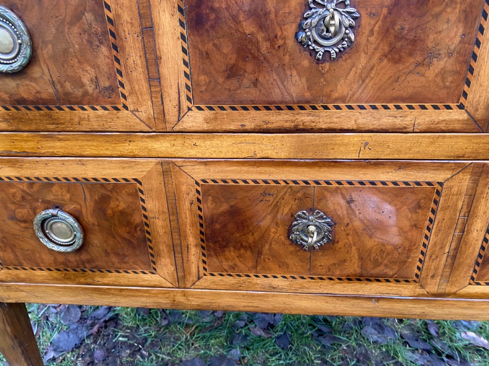 French two drawer burr walnut commode View III