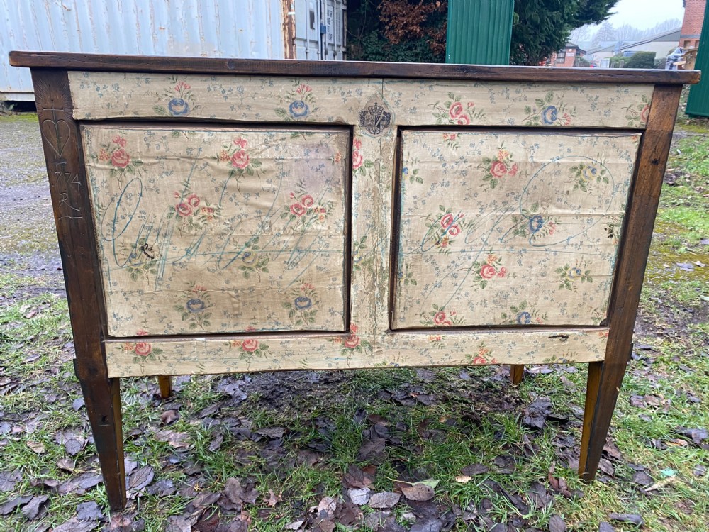 French two drawer burr walnut commode View VII