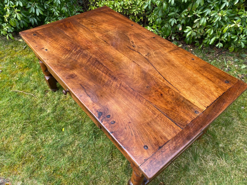 Walnut country coffee table View V