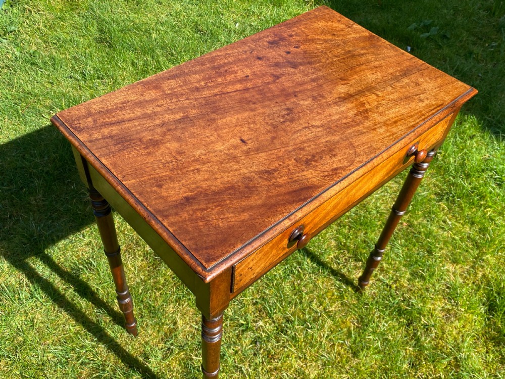 Small late Georgian side table  View IV