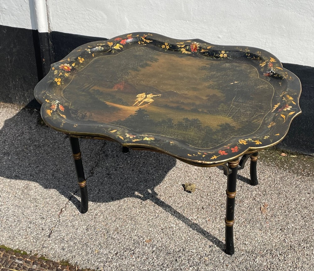 Papier-mâché Tray Table 